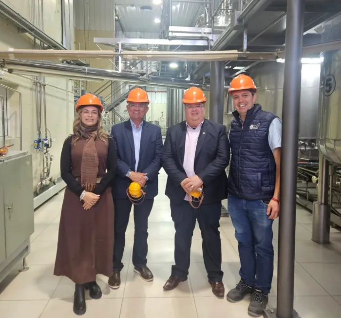 Comitiva do Governo do Estado participa de missão técnica na Argentina para fortalecimento da cadeia do leite da Paraíba