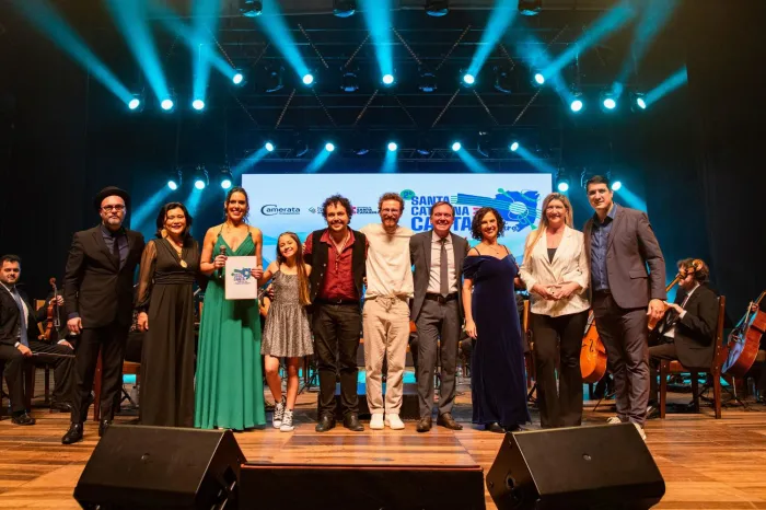 Vale do Itajaí define os finalistas do Santa Catarina Canta