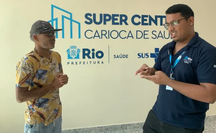 A SMS vem investindo em cursos de Libras para preparar os profissionais para melhor atender pessoas surdas - Camila Cabral/SMS