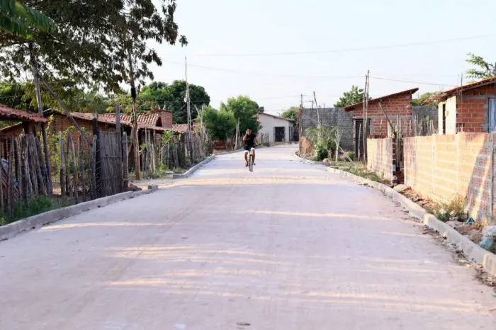 Seinfra finaliza pavimentação na Vila Boa Esperança, em Teresina