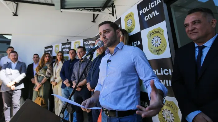 Vice-governador Gabriel Souza inaugura delegacia de crimes rurais em Santo Antônio da Patrulha