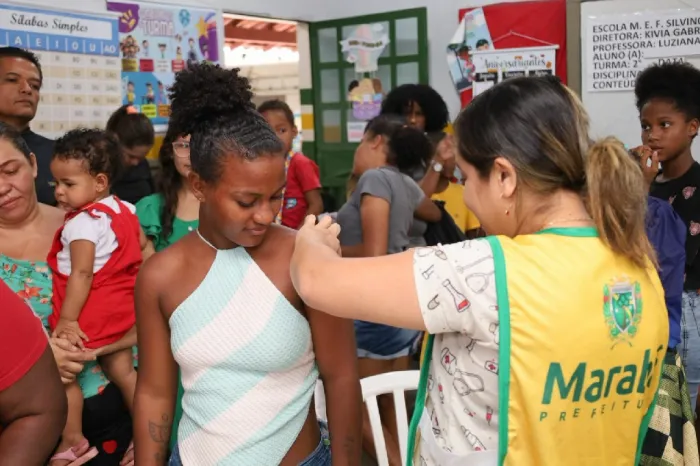 Prefeitura Perto de Você: Ação leva atendimentos de saúde e assistência social à Folha 33
