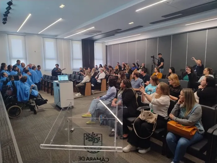 Conselho Estadual dos Direitos da Pessoa com Deficiência realiza capacitação no Alto Vale