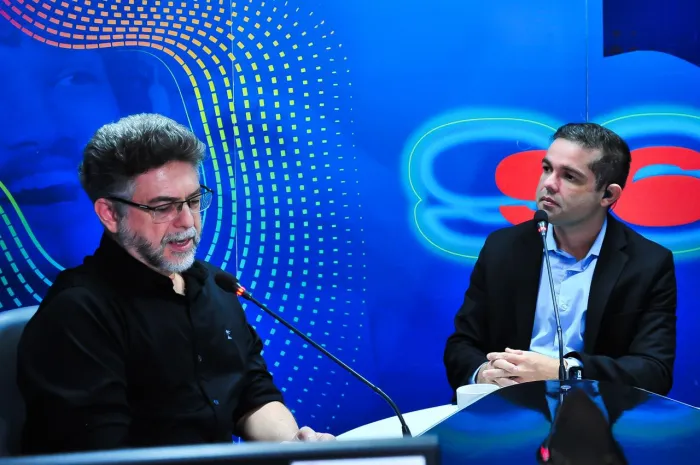 ‘Diário da Manhã’ aborda o tratamento físico para transtornos mentais, a Estimulação Magnética Transcraniana