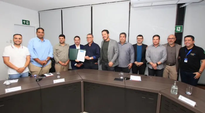 Governo firma protocolo para investimento de R$ 200 milhões em Canindé