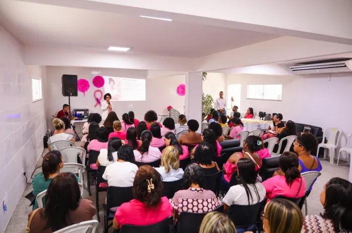 “Elas em Movimento”: Servidoras participam de palestra com foco na saúde e prevenção do câncer de mama