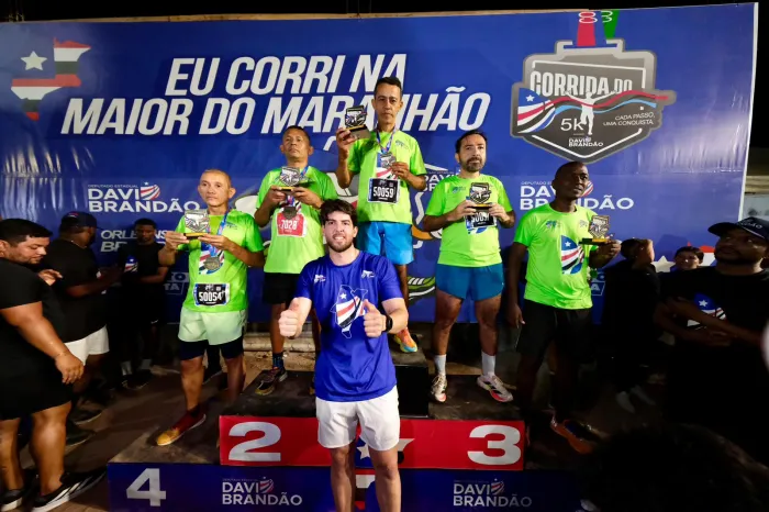 Corrida promovida pelo deputado Davi Brandão reúne milhares de pessoas em Bacabal