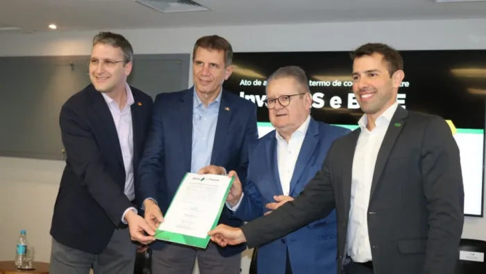 BRDE e Invest RS firmam parceria para fortalecer prospecção de novos investimentos ao Rio Grande do Sul