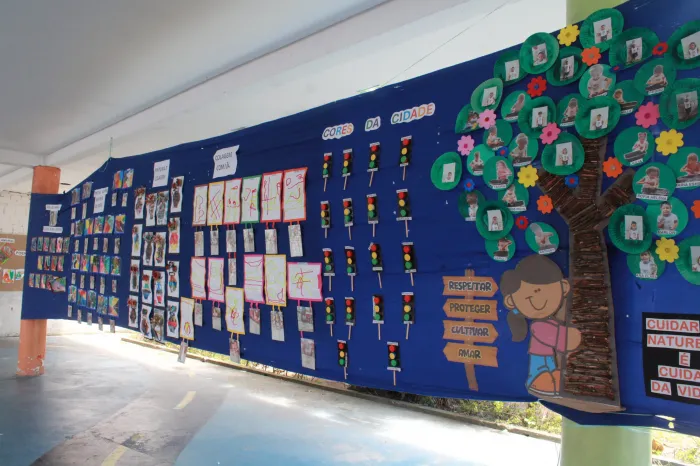 Alunos da Educação Infantil da Escola Lions Tambaú realizaram exposições e dança sobre a natureza