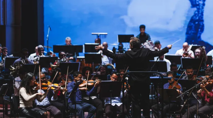 Orquestra Sinfônica reapresenta concerto K-Symphony e emociona público no Teatro Tobias Barreto
