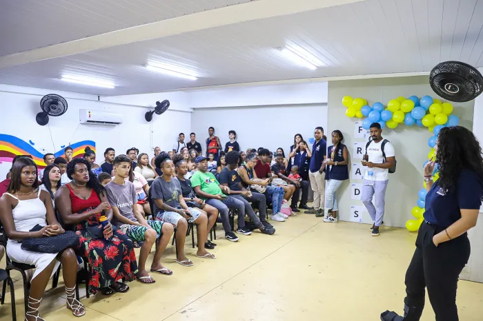 As oportunidades são abertas a todos os jovens, sem necessidade de experiência prévia - Laryssa Lomenha/JUVRio