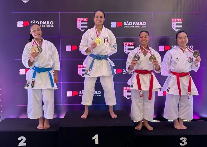 Time Praia Grande de caratê é campeão da XIII Copa São Paulo