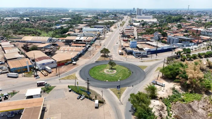 Obras: Sevop realiza recapeamento da Rotatória do KM 6
