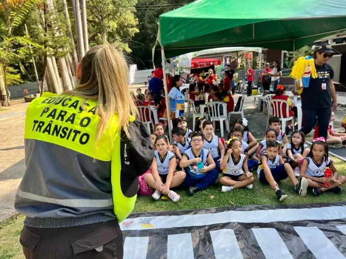 Semob-JP promove ações educativas e reforça orientação sobre segurança viária
