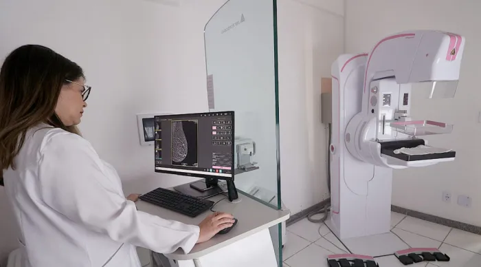 Centro de Atenção Integral à Saúde da Mulher amplia oferta de mamografia em 25% durante o mês de outubro