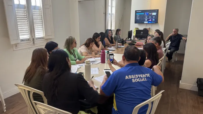Conselho municipal debate estratégias para garantia dos direitos de crianças e adolescentes