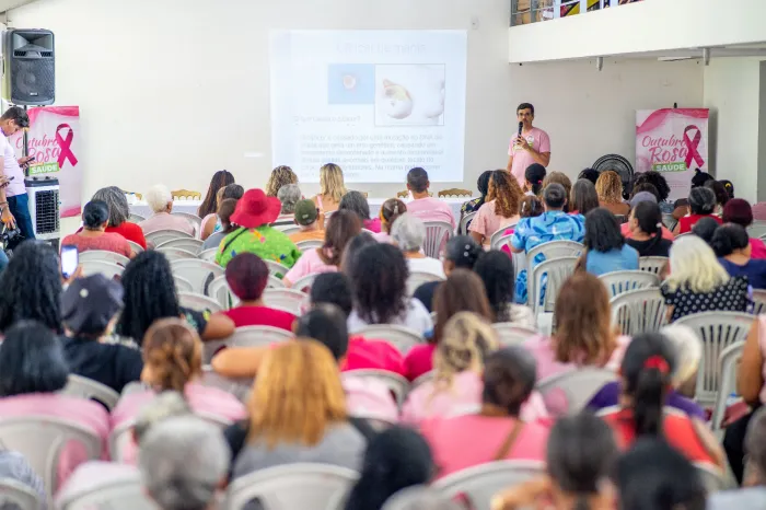 Conexão Saúde oferta série de serviços em alusão ao Outubro Rosa