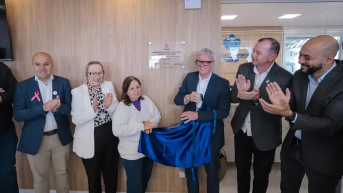 Governo inaugura centro de oftalmologia em hospital de Portão