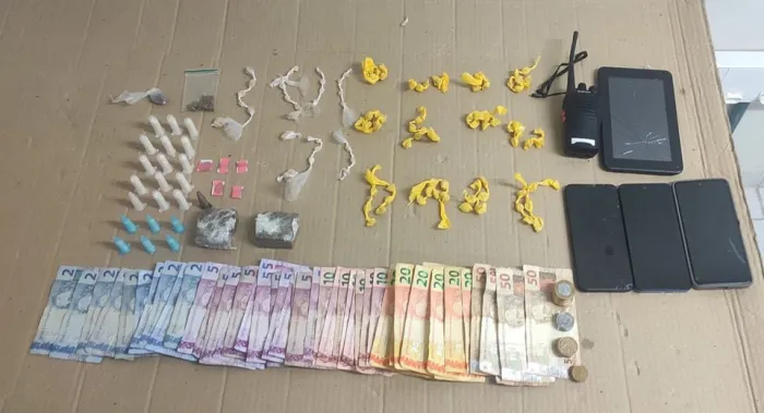 Batalhão de Ações com Cães apreende drogas em Vitória