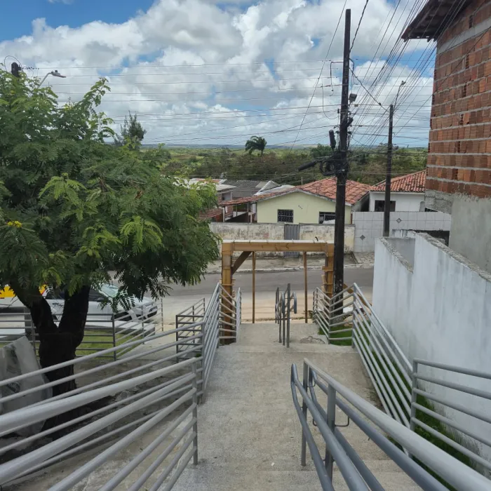 Requalificação da escadaria Montrosa, no bairro do Roger, está com 85% da obra já concluída