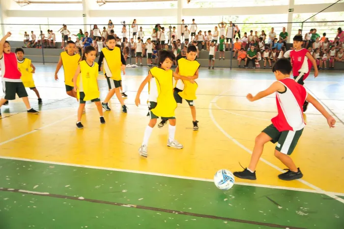 Creche-Escola Sementinha encerra Semana da Criança com muita alegria e diversão