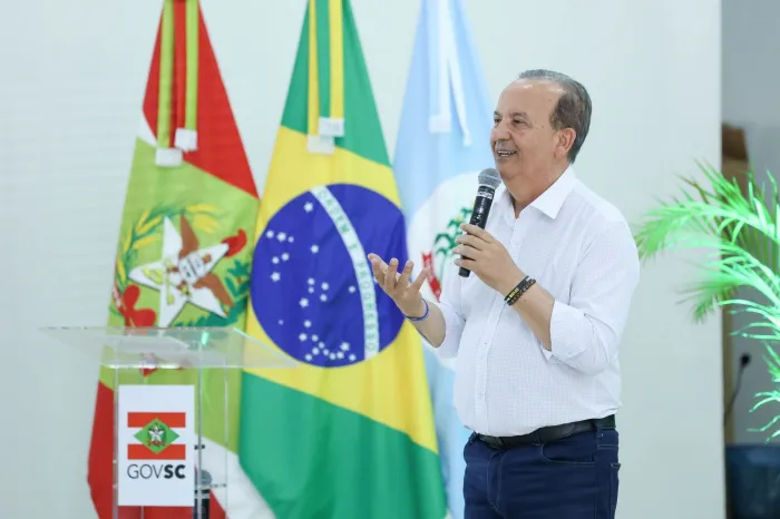 Governo de SC investirá R$ 127 milhões em escolas estaduais do Oeste com nova unidade e reconstrução de ginásio destruído por ciclone