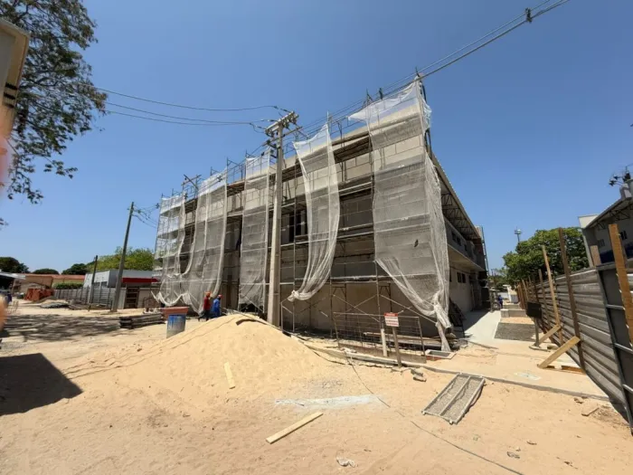 Seinfra avança na construção do 4º bloco de salas de aula do campus Poeta Torquato Neto da Uespi