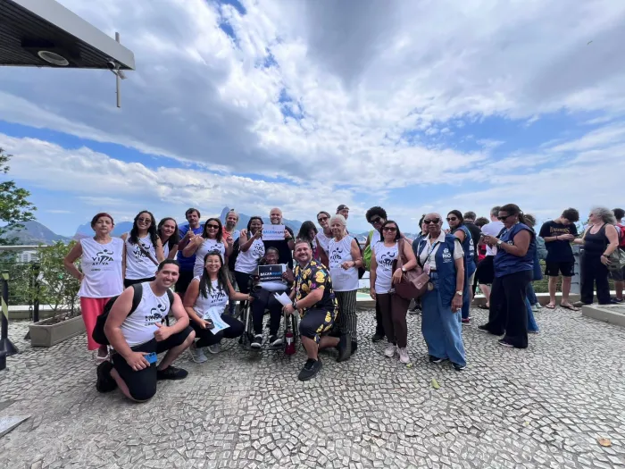 Cerca de 40 participantes do Projeto Vida Ativa visitam o Pão de Açúcar - Divulgação
