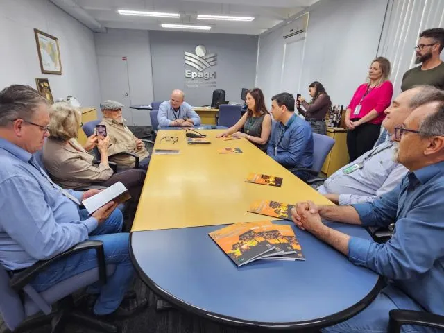 Epagri lança livro de Glauco Olinger sobre os bastidores da história da agropecuária brasileira