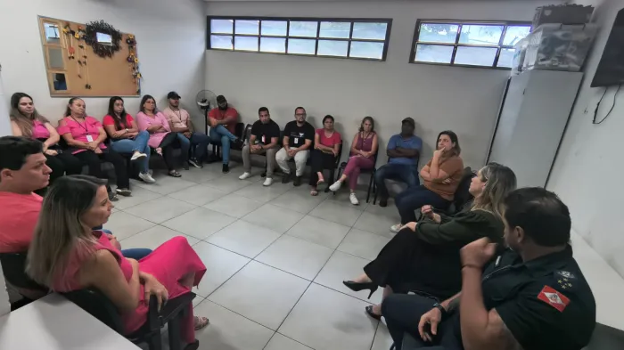 Reunião redesenha ações e protocolos com equipe de Abordagem Social
