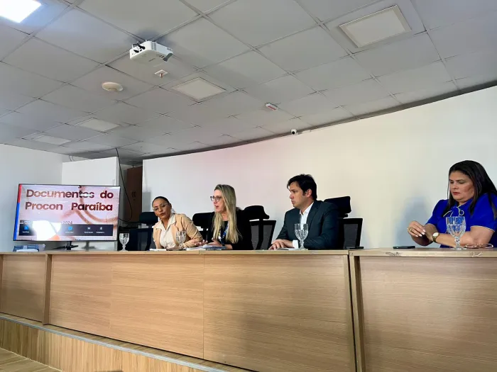 Procon-JP orienta pais e escolas sobre matrículas, mensalidades e compra de material escolar