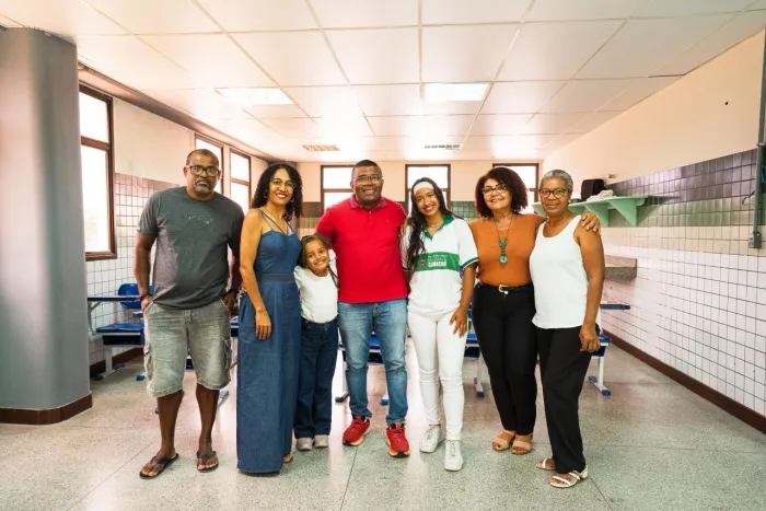 Com dedicação, professores de Camaçari fazem a diferença na vida de crianças, jovens e adultos