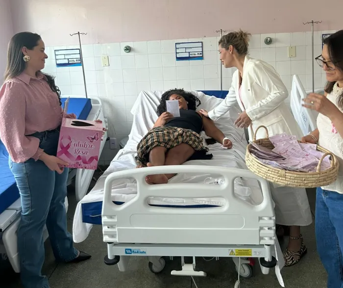 Hospital de Coremas chama atenção para prevenção do câncer de mama com ações alusivas ao Outubro Rosa