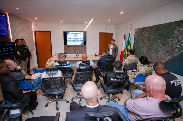 Prefeitura dá início a implantação do Conselho Comunitário de Segurança Pública em Lauro de Freitas