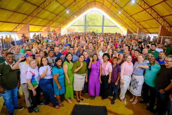 Deputado Catulé Júnior acompanha inauguração de estádio e entrega de ações do Governo do Estado em São João do Sóter