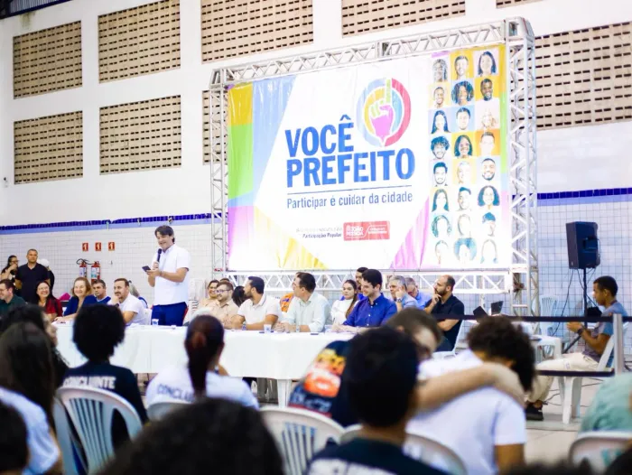 Leo Bezerra destaca investimentos de mais de R$ 168 milhões em obras, durante plenária do Você Prefeito