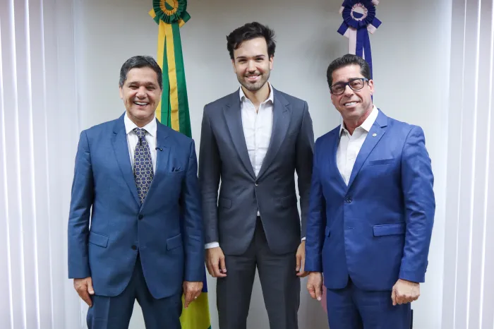 Espírito Santo e Minas Gerais se aproximam por investimento ferroviário