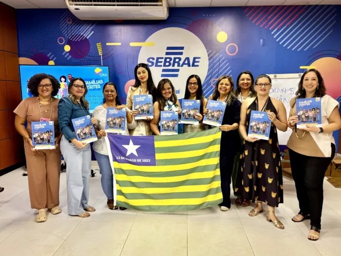 Cendfol realiza formação sobre a metodologia Famílias Fortes para profissionais da assistência social do Piauí
