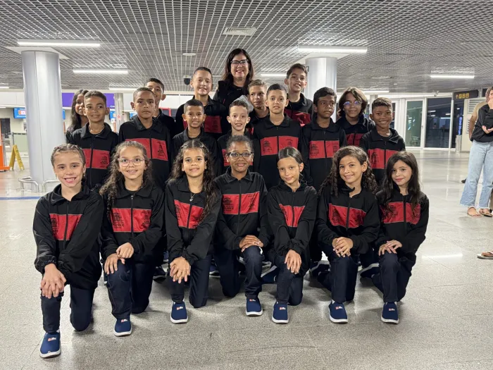 Alunos da Rede Municipal viajam para Joinville para disputar vagas na Escola de Teatro Bolshoi no Brasil