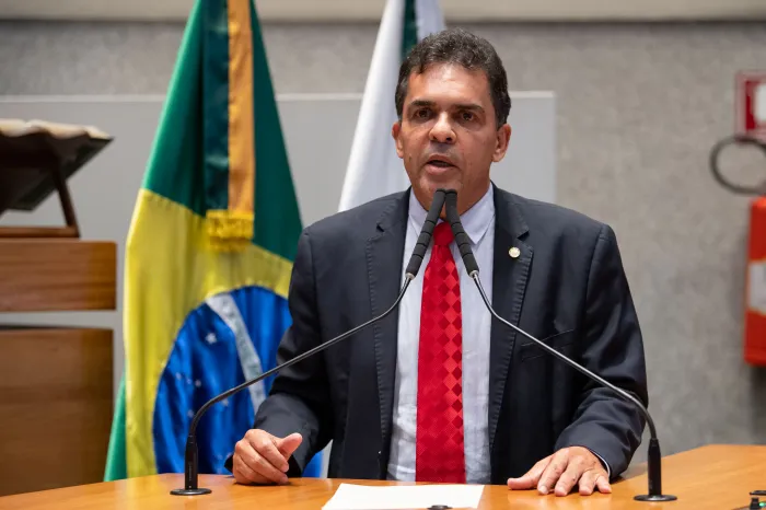 CLDF barra desconto retroativo do Iprev a aposentados e pensionistas 