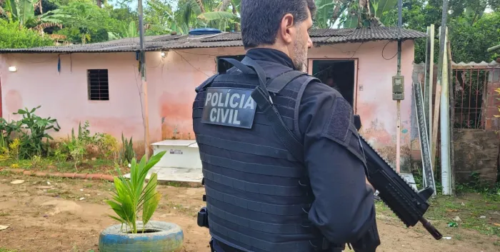 Polícia Civil cumpre mandados contra suspeito de envolvimento com grupo de extermínio em São Desidério