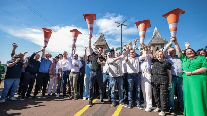 Governador Eduardo Leite inaugura pavimentação da ERS-528, que fortalece integração entre Palmitinho e Pinheirinho do Vale