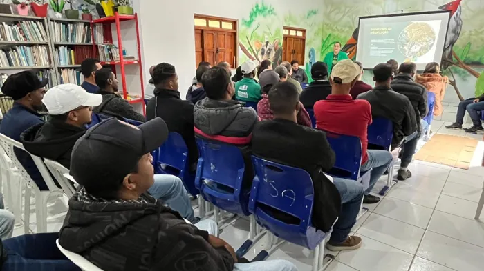 Projeto “Conquista mais verde” realiza curso sobre poda de árvores