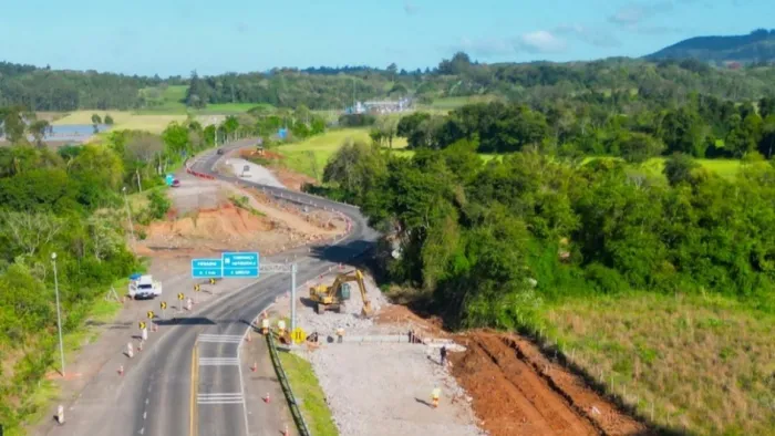 No Arroio Barriga, a ponte terá aterro em pedra para ter maior resistência em caso de novas cheias -Foto: Ascom Serg