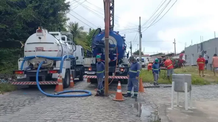 Prefeitura realiza operação para identificar ligações clandestinas de esgoto e lançamento de resíduos de construção