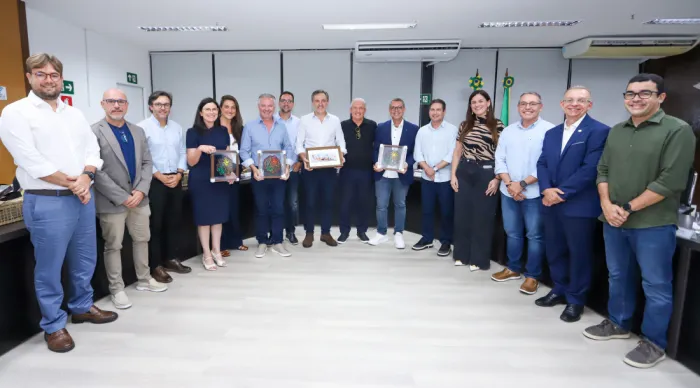 Governo do Estado recebe grupo empresarial de Santa Catarina para discutir desenvolvimento do turismo em Sergipe