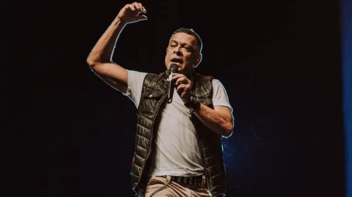 Renato Piaba traz para Camaçari show em celebração aos 30 anos de carreira