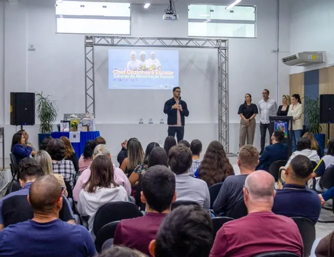 Cozinheiras da rede municipal são premiadas no 1º Concurso ‘Chef Cozinheira Escolar’