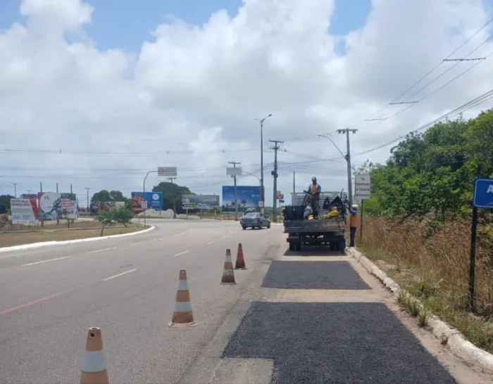 Seinfra inicia a semana com Operação Tapa-Buraco em 30 bairros da Capital