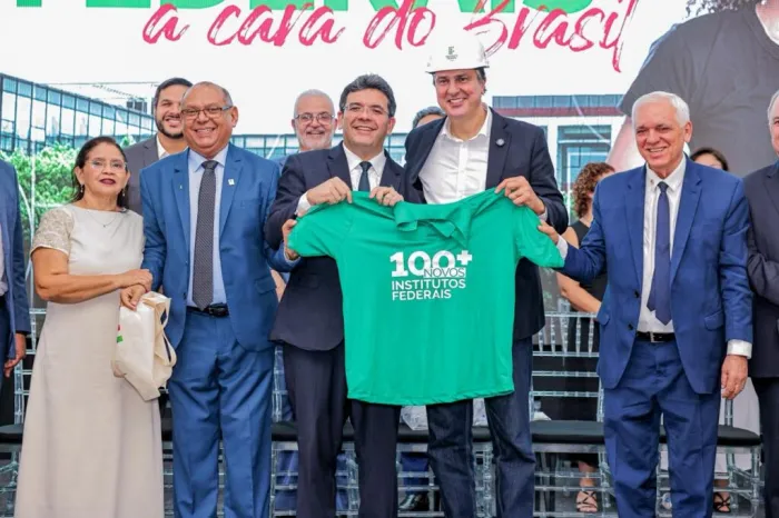 Piauí terá quatro novos campi do IFPI no interior, anuncia ministro Camilo Santana
